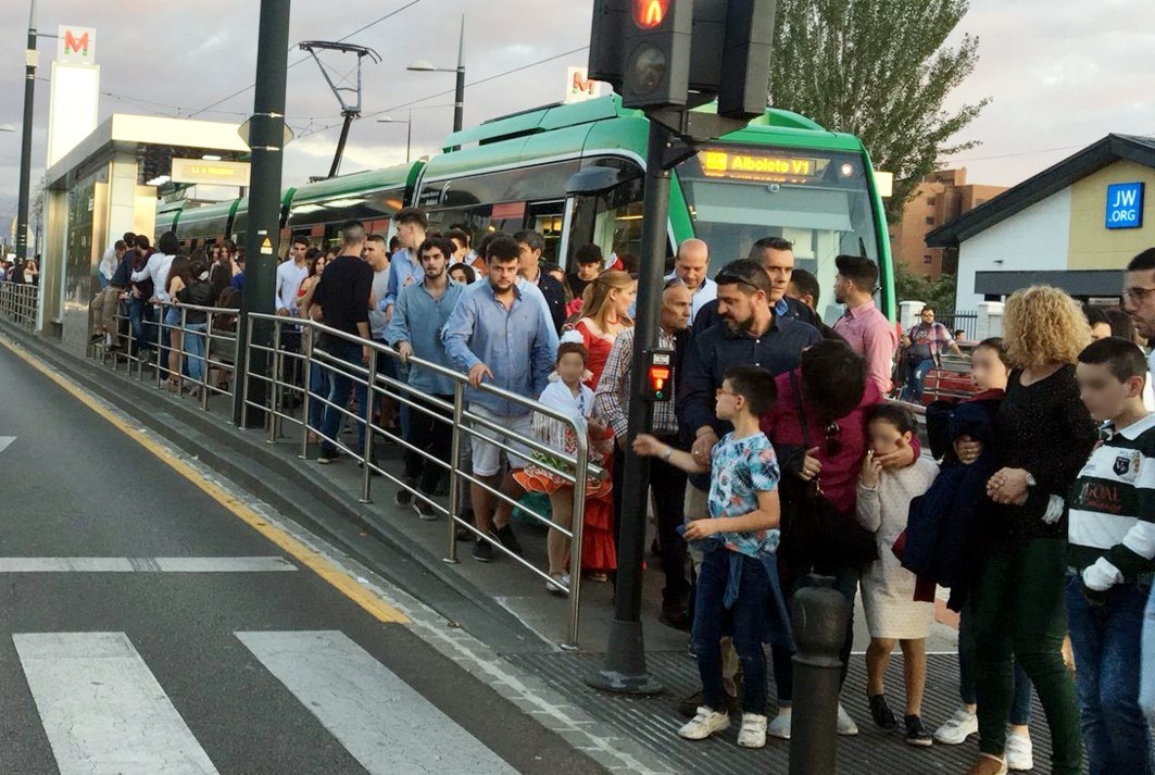 Viajeros Metro de Granada